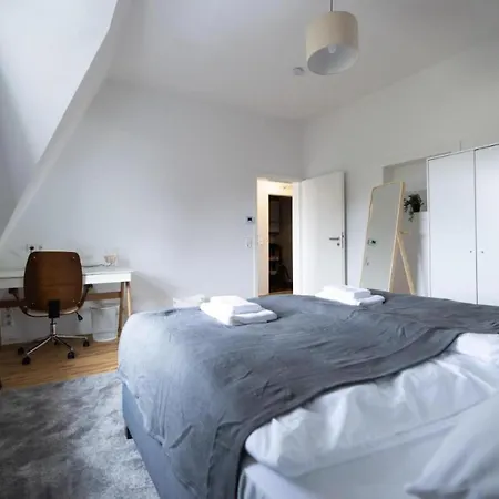 Immaculate 2-bed In * Wiesenburg